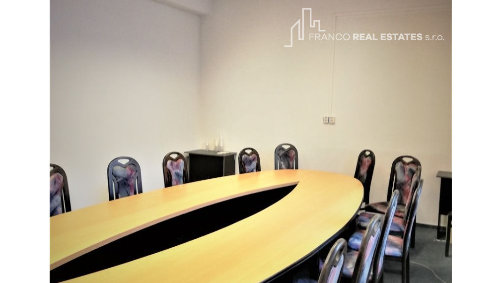 Prenájom kancelárskych priestorov v centre mesta TOPOLCANY