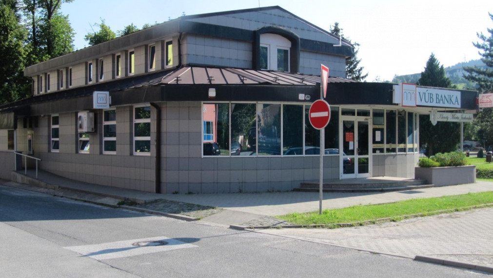 Prenájom kancelárskych a obchodných priestorov v meste Krompachy