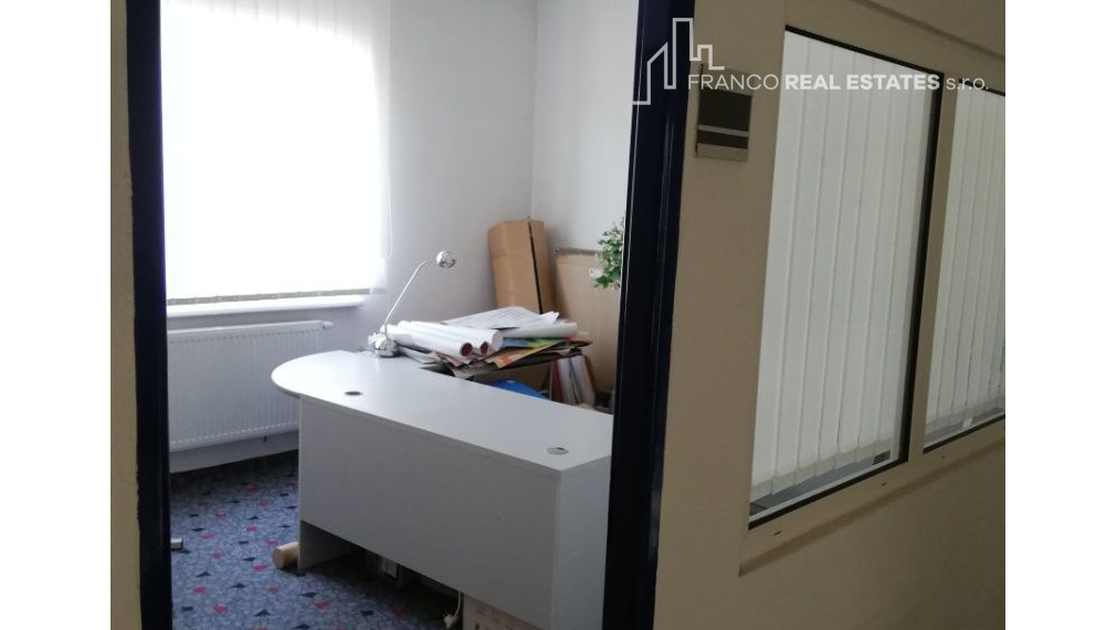 Prenájom kancelárie v centre mesta Holíč