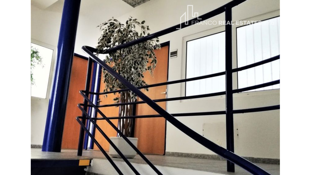 Prenájom kancelárie v centre mesta Holíč