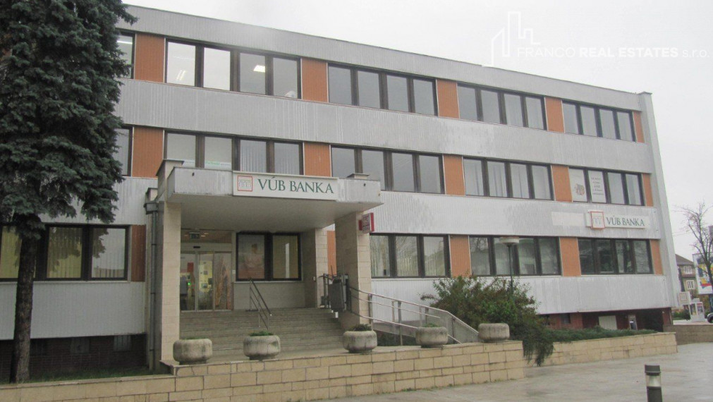Prenájom kancelárie 19 m², Námestie slobody č.6, Vranov nad Topľou