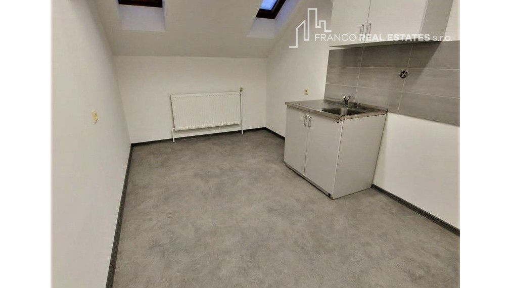 Prenájom kancelárií v centre mesta PRIEVIDZA - PO REKONŠTRUKCIÍ !!!