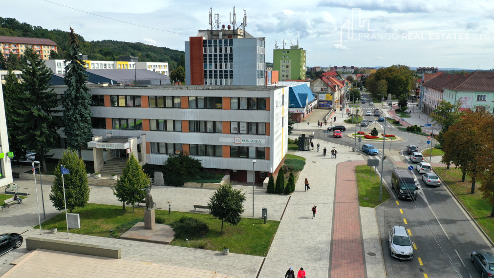 Prenájom kancelárii a obchodných priestorov v centre mesta Vranov nad Topľou