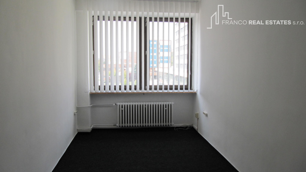 Prenájom kancelárii a obchodných priestorov v centre mesta Vranov nad Topľou