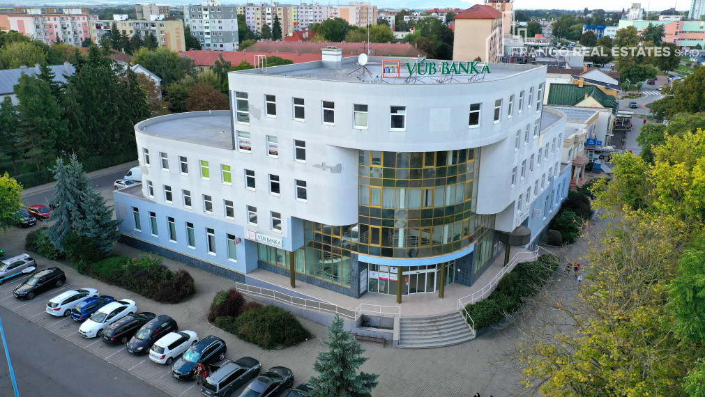 EXKLUZÍVNY prenájom kancelárskych priestorov v centre mesta Trebišov