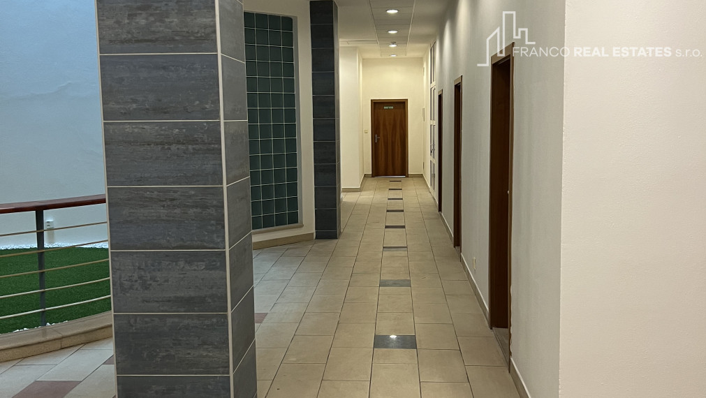 Prenájom kancelárie 22 m², Obchodná 2, Stará Ľubovňa