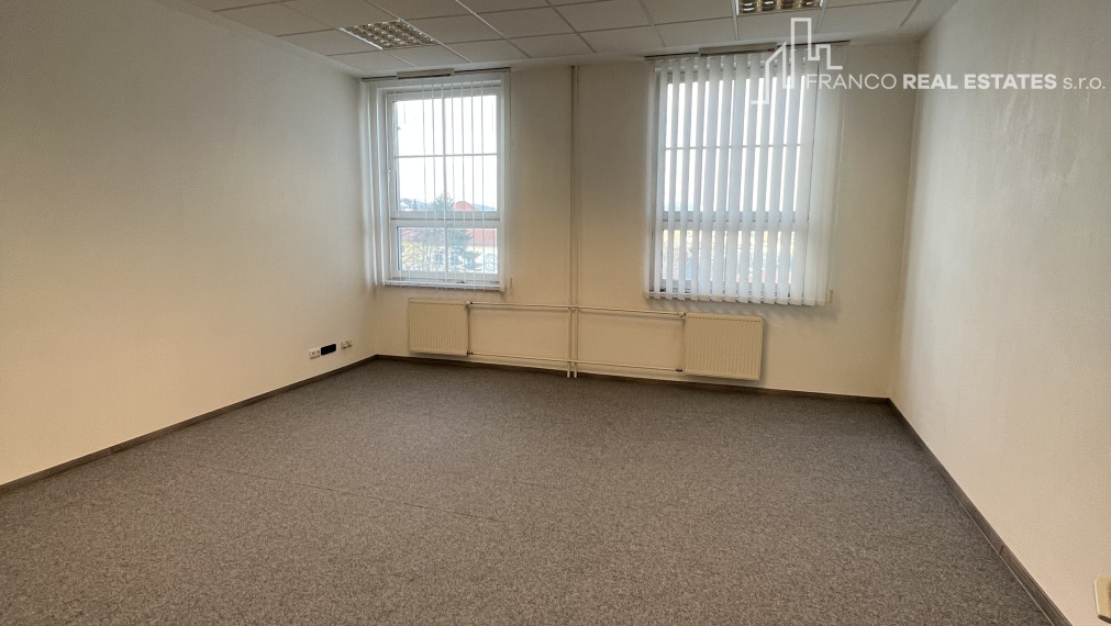 Prenájom kancelárie 30 m², Obchodná 2, Stará Ľubovňa