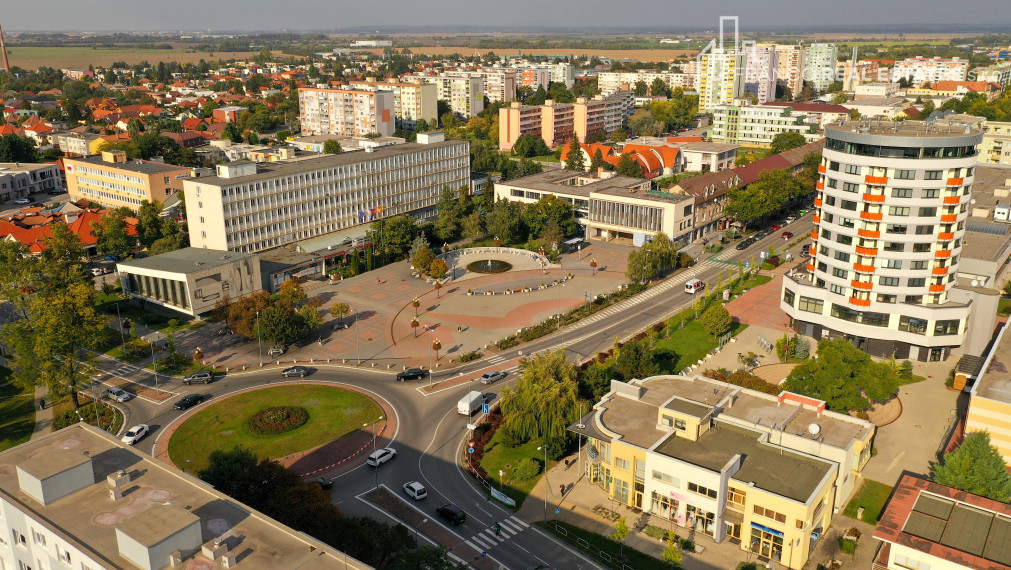 Obchodný priestor na prízemí v priamom centre mesta Galanta