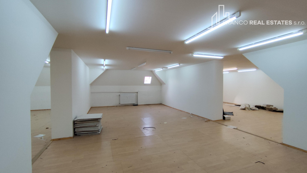 Otvorený priestor 205m2 v centre mesta Piešťany