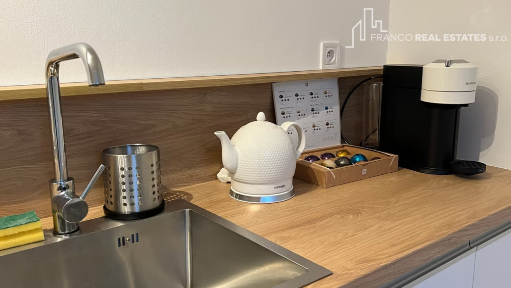 Prenájom zrekonštruovaného, kompletne zariadeného 46m2 bytu