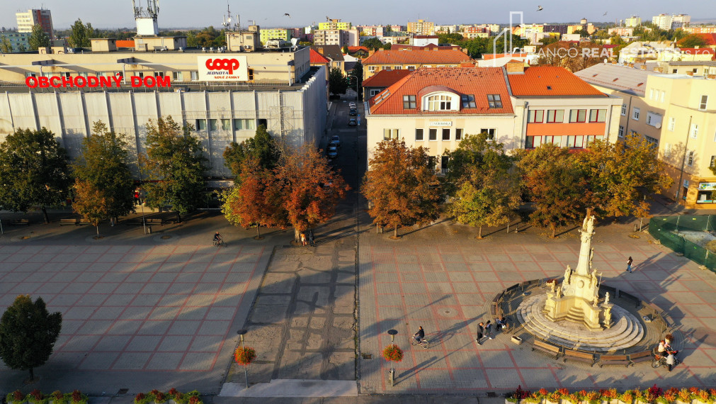 Kancelárie v priamom centre mesta Nové Zámky 23m2 - klimatizácia