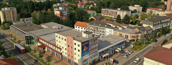 Prenájom 650 m2 kancelárskej plochy  v centre mesta Senica