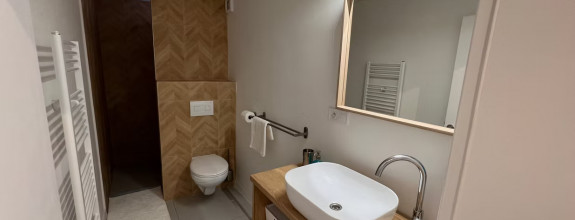 Prenájom zrekonštruovaného, kompletne zariadeného 43m2 bytu