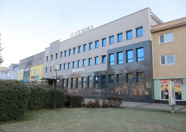 Prenájom kancelárii a obchodných priestorov v centre mesta Humenné