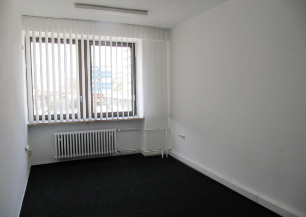 Prenájom kancelárie 19 m², Námestie slobody č.6, Vranov nad Topľou