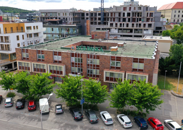 Prenájom kancelárie v budove VÚB - Centrum mesta !!!