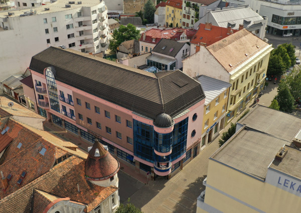 Prémiové kancelárie v priamom centre mesta Piešťany (od 20m2 až po 340m2)